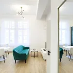 Aboutartapartments - 3840 *