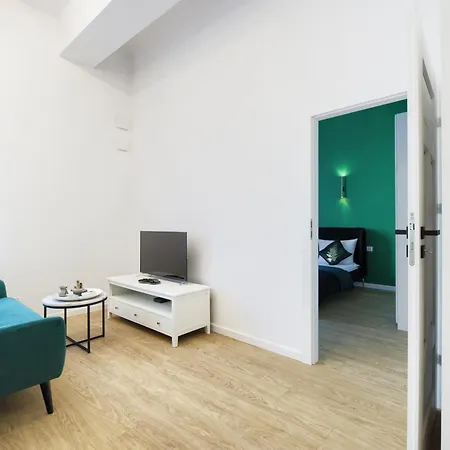 Aboutartapartments - 3840 * Wroclaw